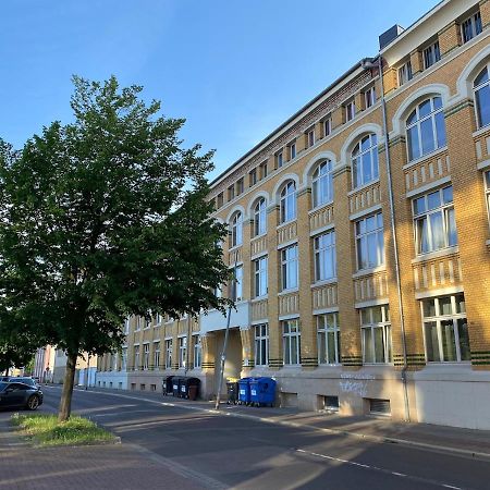 Stilvolles Loft Mit Kostenlosem Fahrrad Magdeburg Luaran gambar